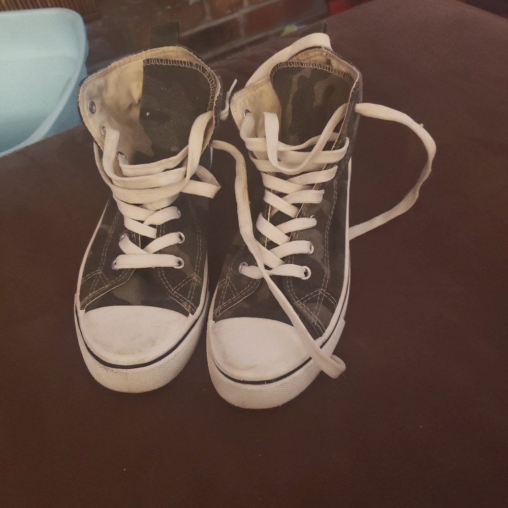 Camoflo shoes